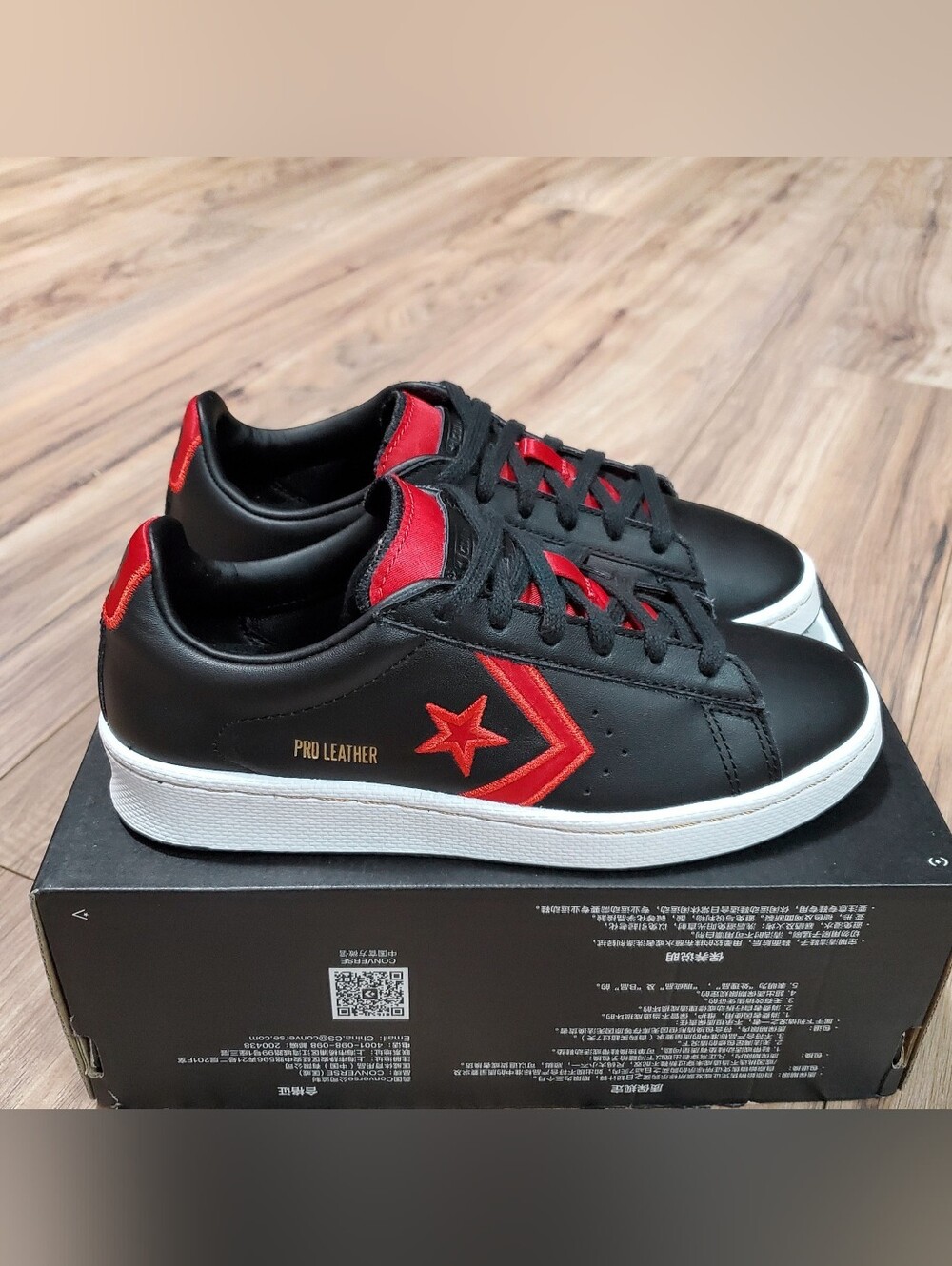 Converse Pro Leather Ox Low Womens Size 5.5 Black Red Shoes
